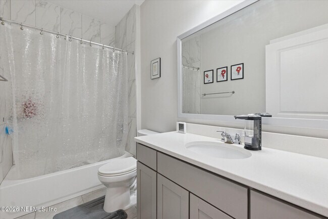 Building Photo - 75470 Sunberry Dr