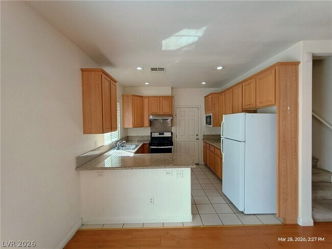 Building Photo - 2651 Rimpacific Cir