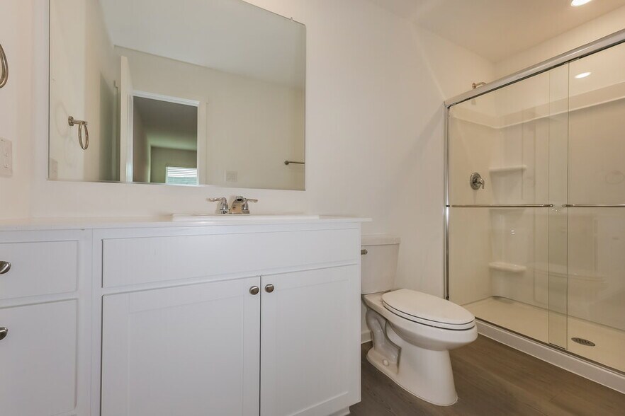 Building Photo - 1621 Sparrow Hawk Rd