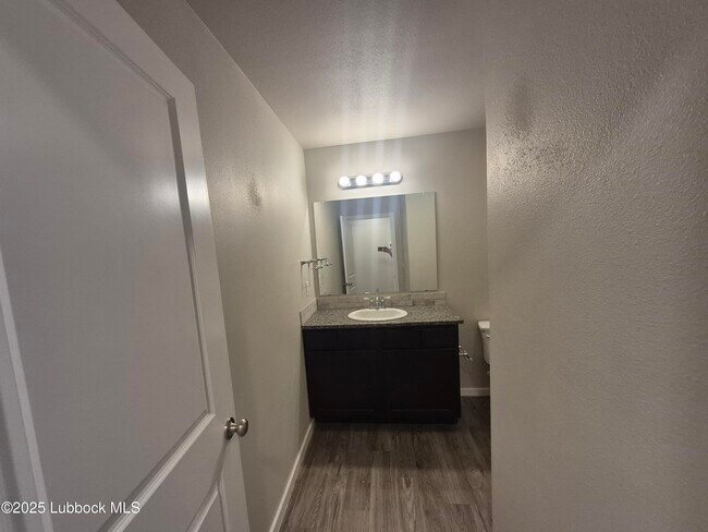 Building Photo - 14401 Avenue X