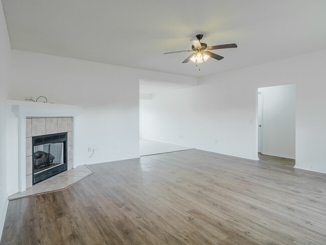 Building Photo - 2110 SE Atherton Cir