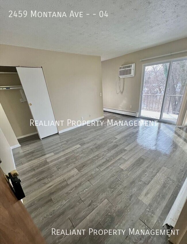 Building Photo - 2459 Montana Ave