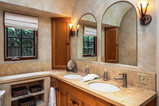 Building Photo - 2505 2nd Ave