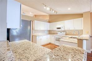 Building Photo - 6310 NW 58th Way