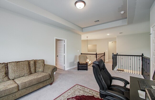 Building Photo - 10838 Bouldin Creek