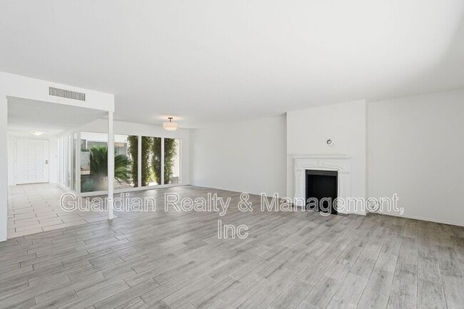 Building Photo - 7238 E Joshua Tree Ln