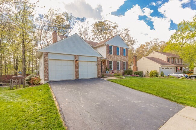Building Photo - 5624 Kemp Ln