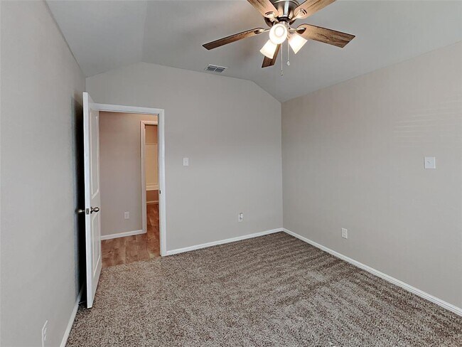 Building Photo - 2309 Blythwood Trail