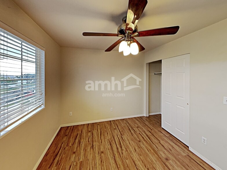 Building Photo - 2258 S 2775 W