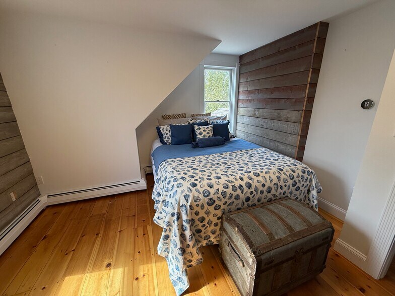 Building Photo - 85 Hokum Rock Rd