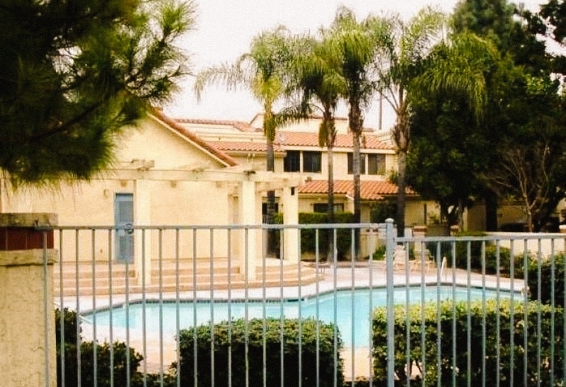 Building Photo - 8167 Vineyard Ave