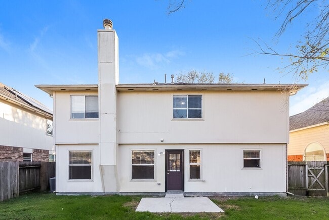 Building Photo - 5618 Imperial Grove Dr