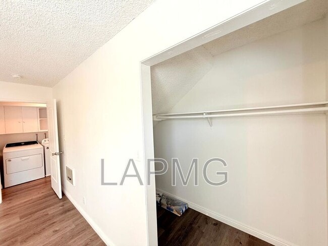 Building Photo - 2506-2508 Norfolk Street