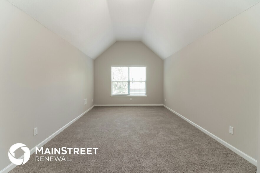 Building Photo - 4026 Shaded Oasis Ln