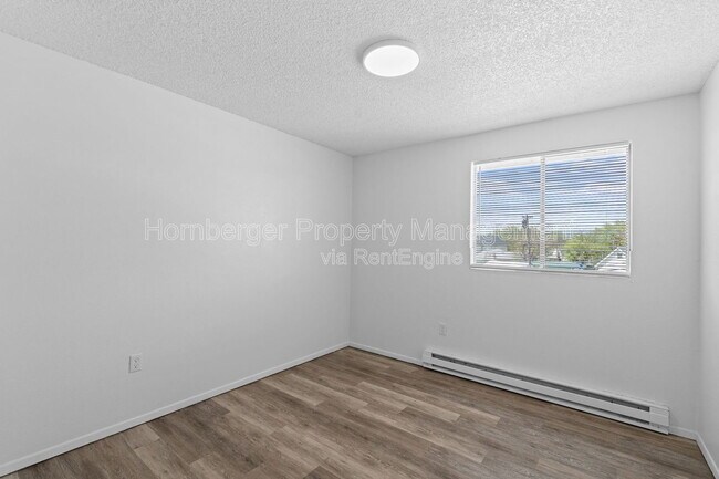 Building Photo - 2807 E Boone Ave