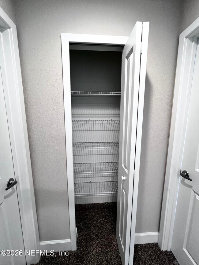 Building Photo - 1421 Captiva Cv