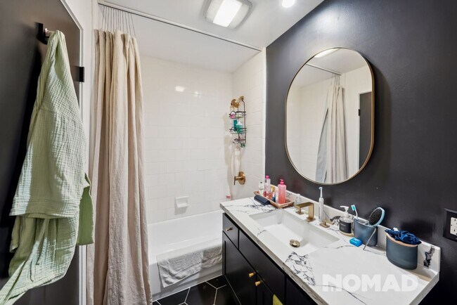 Building Photo - 701 Minna St