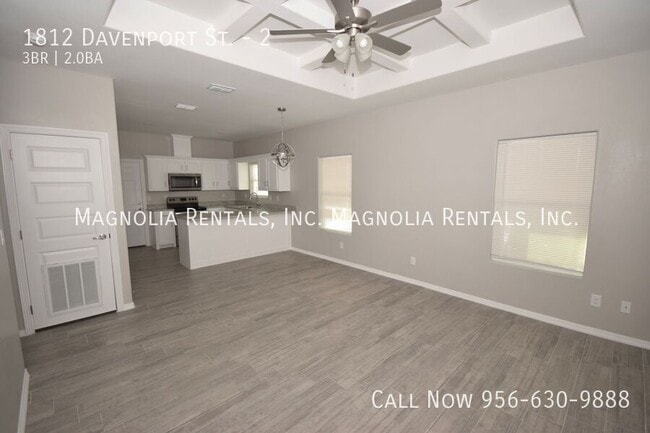 Building Photo - 1812 Davenport St