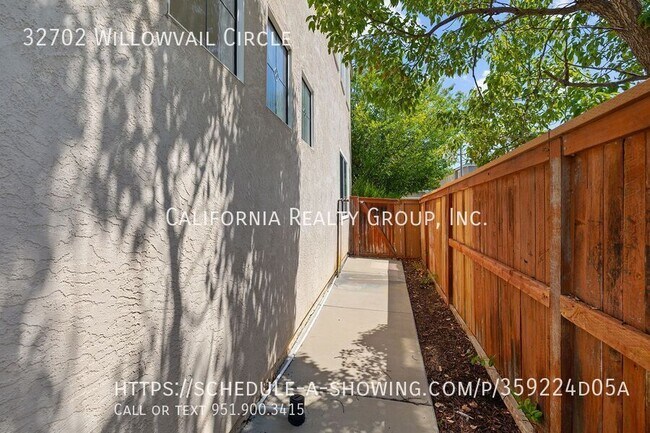 Building Photo - 32702 Willowvail Cir