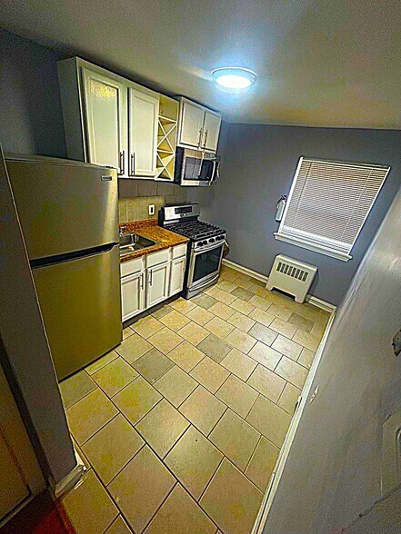 Building Photo - 7535 Thouron Ave