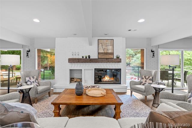 Building Photo - 3436 S Race St