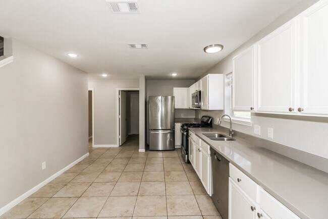 Building Photo - 20622 Bishops Gate Ln