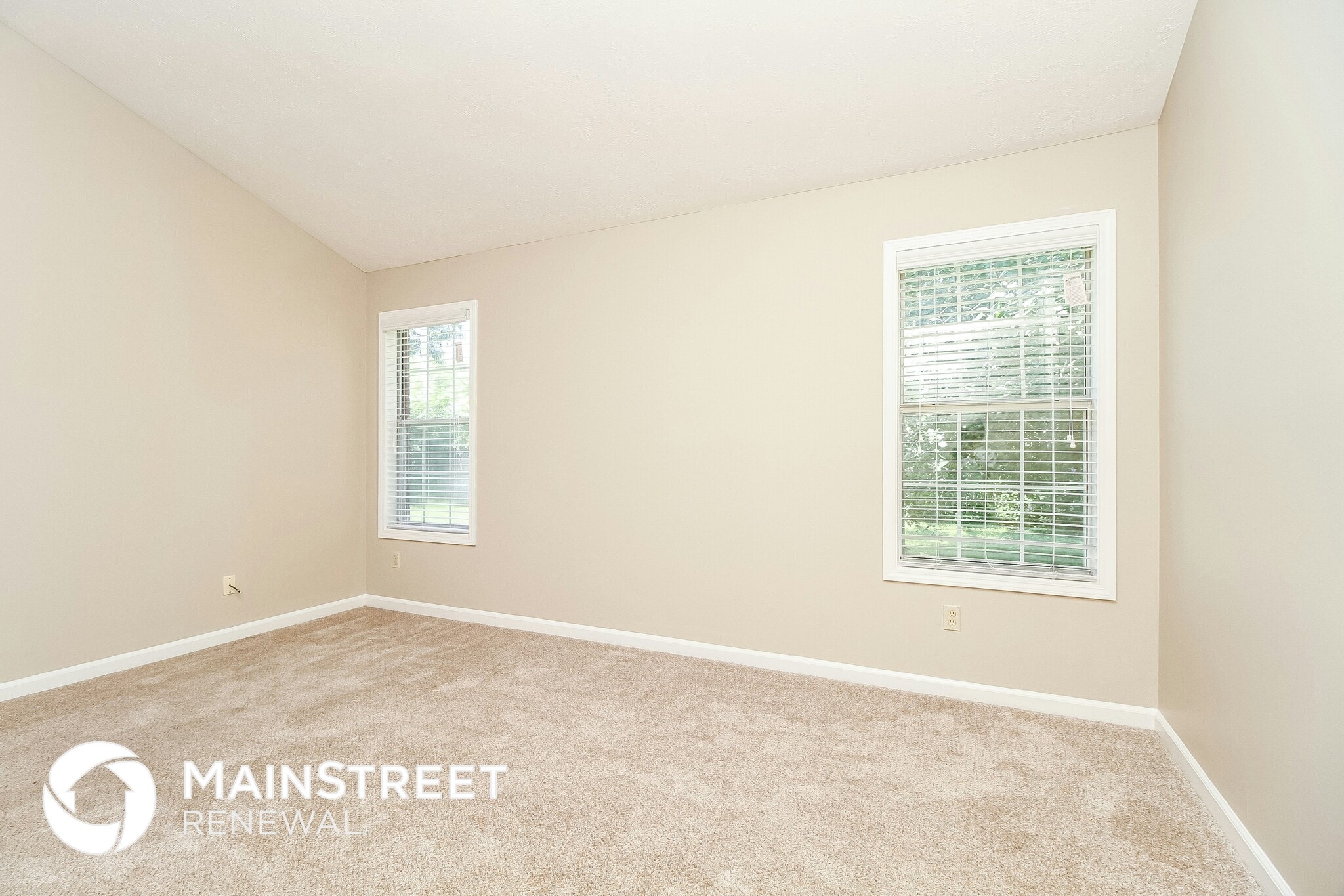 Building Photo - 2533 Jeffries Cove