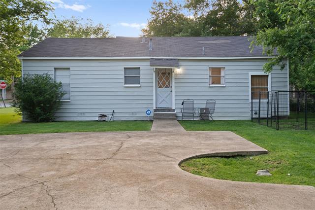 Building Photo - 920 N Virginia St