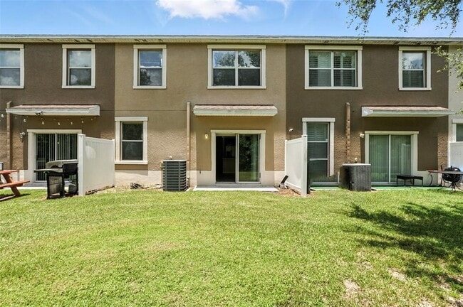 Building Photo - 10608 Savannah Plantation Ct