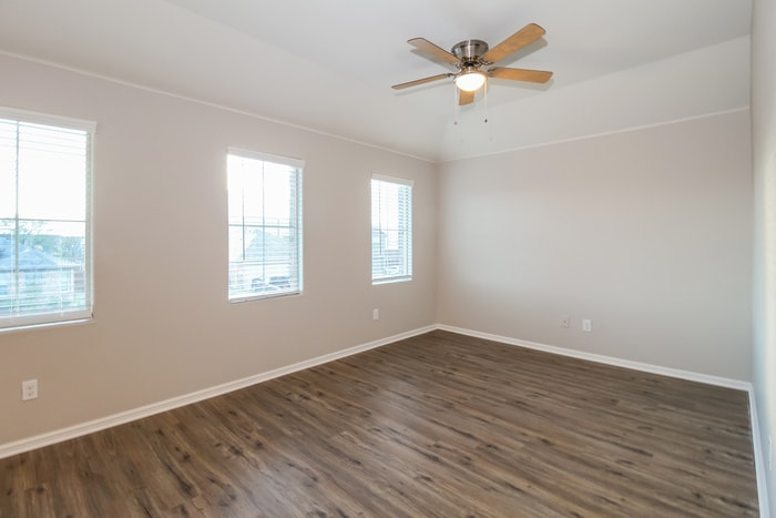 Building Photo - 6913 Freeboard Wy