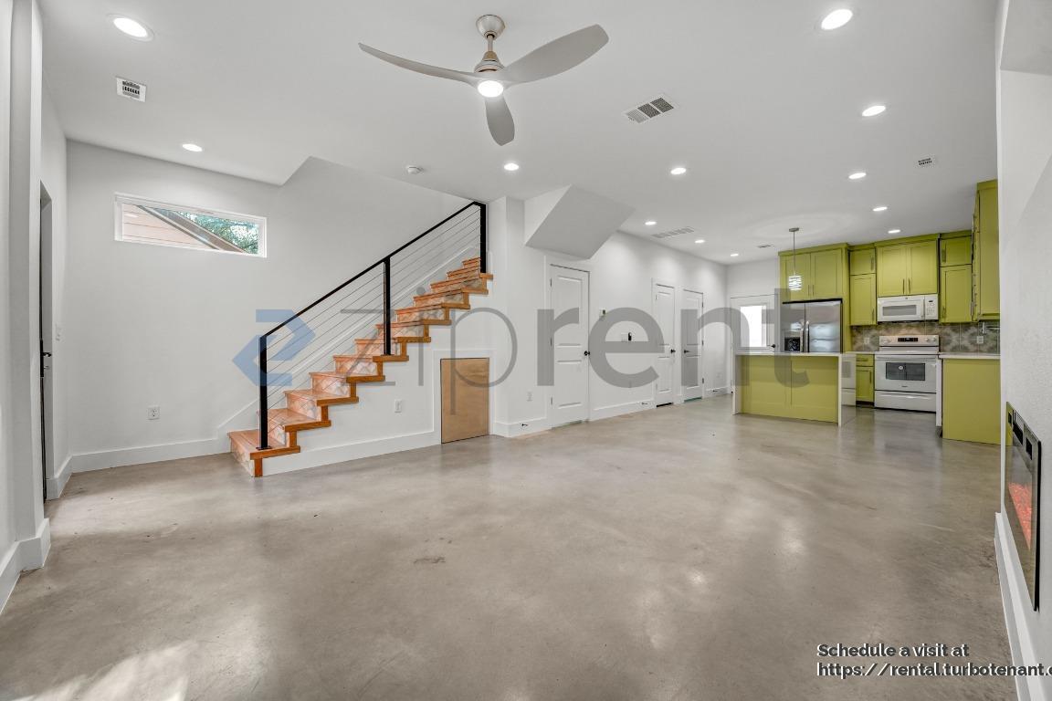 Building Photo - 124 S Mockingbird Cir