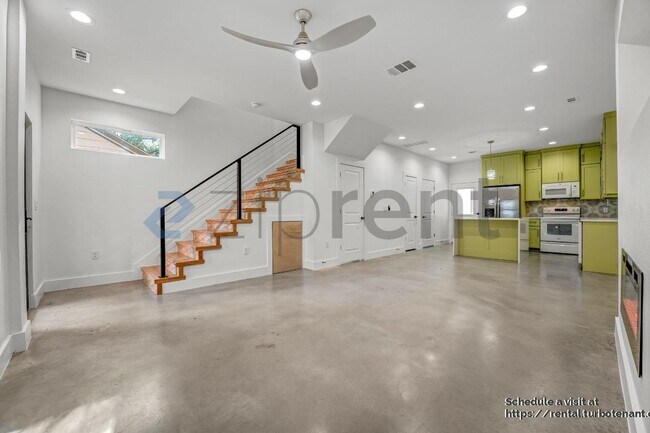 Building Photo - 124 S Mockingbird Cir