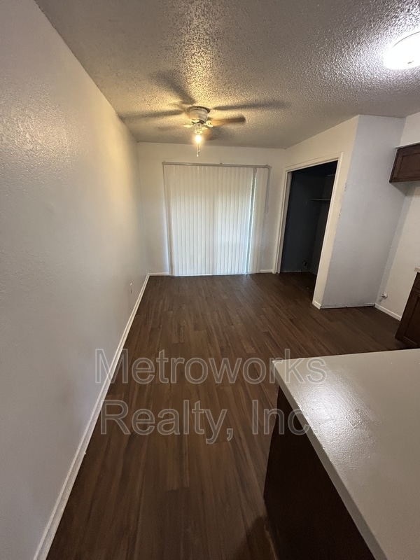 Building Photo - 103 Pine Meadow Dr