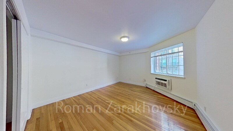 Building Photo - 8 Griggs St