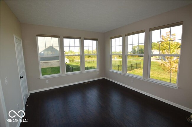 Building Photo - 5193 Rangewood Dr