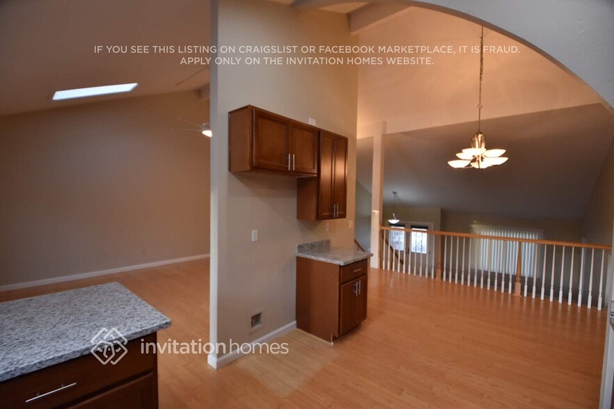 Building Photo - 937 N Regatta Dr