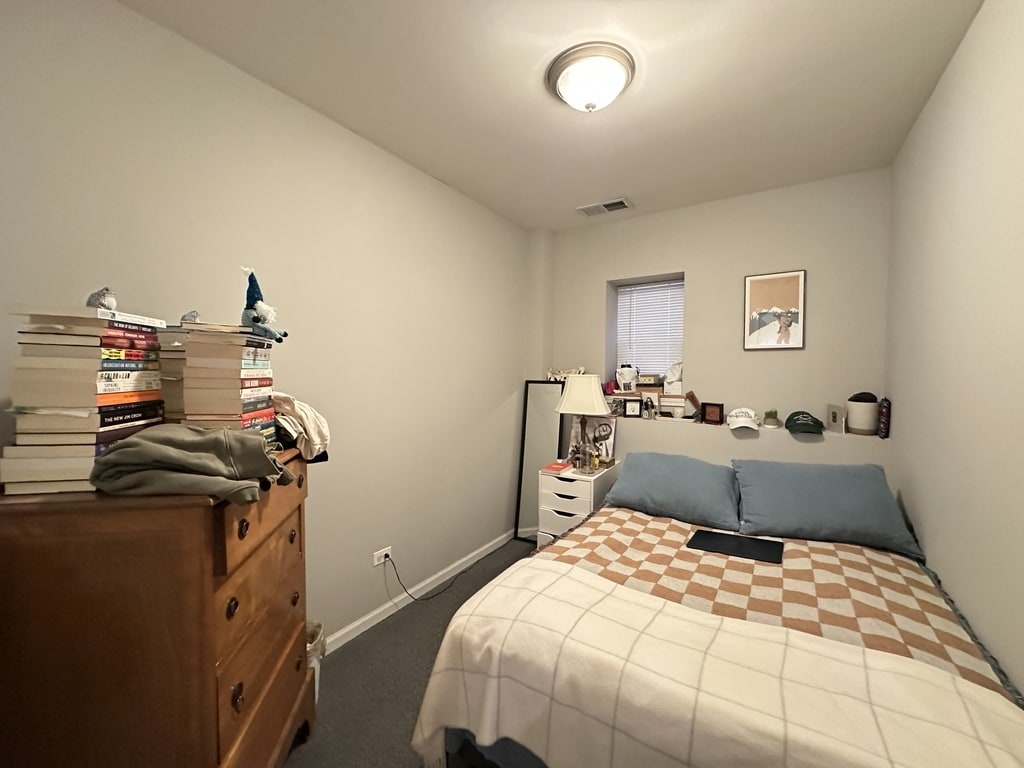 Building Photo - 1636 W Ohio St