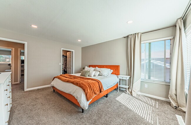 Building Photo - 3158 Breckenridge Dr W