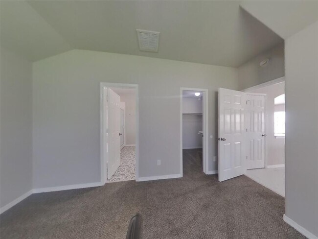 Building Photo - 318 Annatto Ln