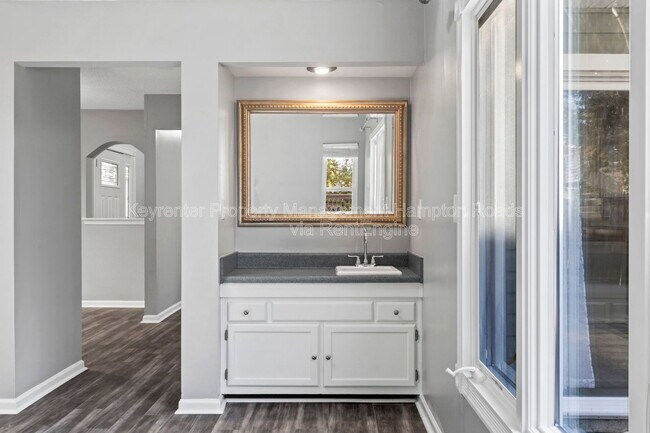 Building Photo - 5408 Chatham Lake Dr