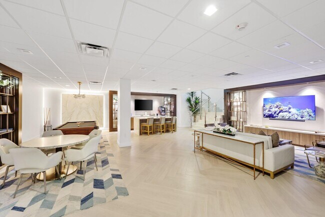 Building Photo - 500 SE Mizner Blvd