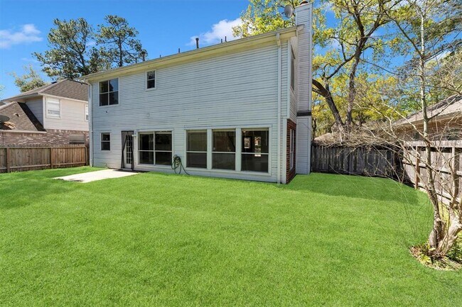 Building Photo - 15614 Lago Villa Dr