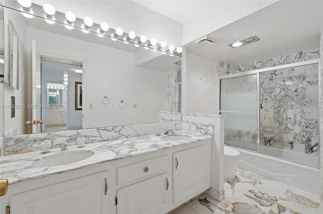 Building Photo - 9801 Collins Ave