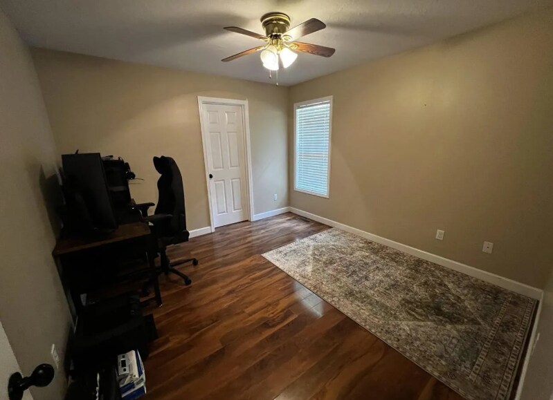 Building Photo - 225 Charger Ln