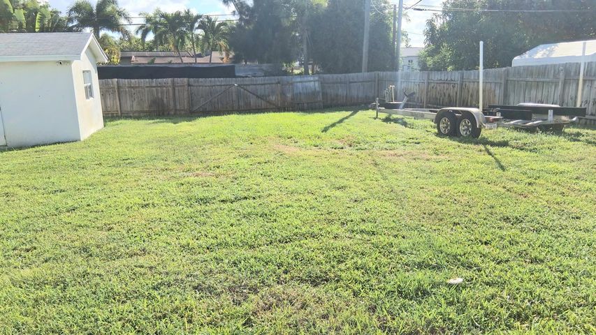 Building Photo - 534 NW 5th St