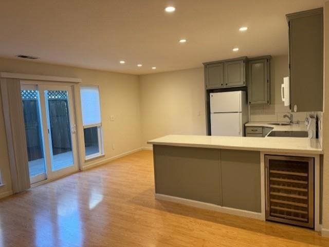 Building Photo - 511 N San Mateo Dr