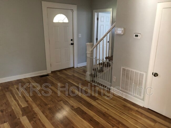 Building Photo - 8634 Granby St