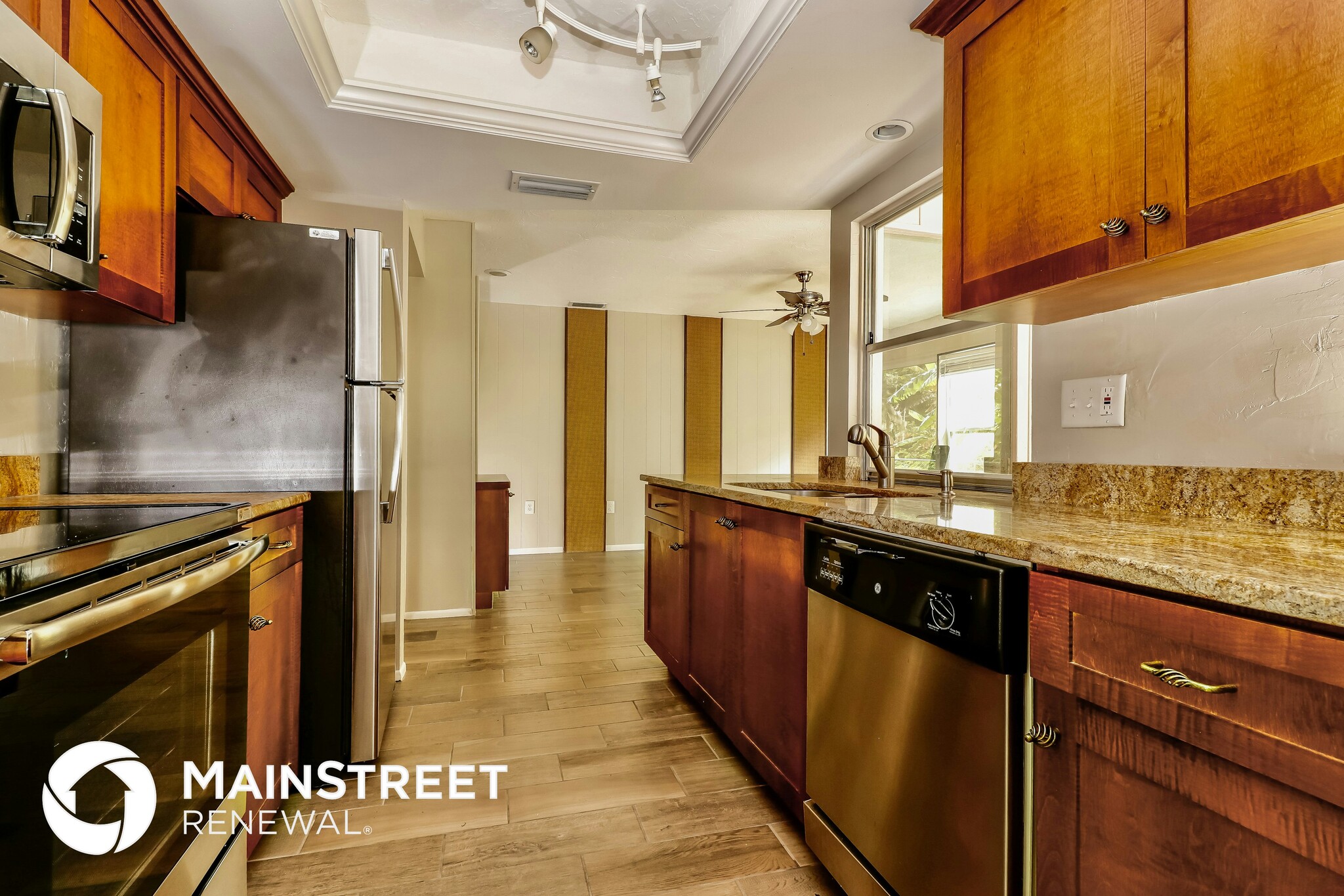 Building Photo - 1124 Danny Dr