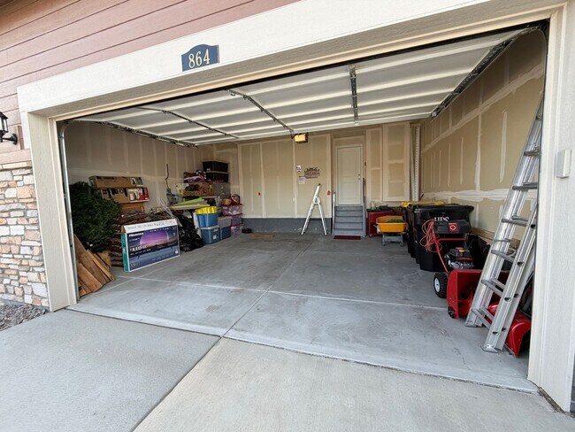 Building Photo - Fully Furnished 2024 Model Home Backing to Open Space