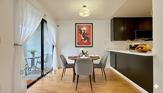 Building Photo - Spacious One Bedroom Condominium at Judro Manor